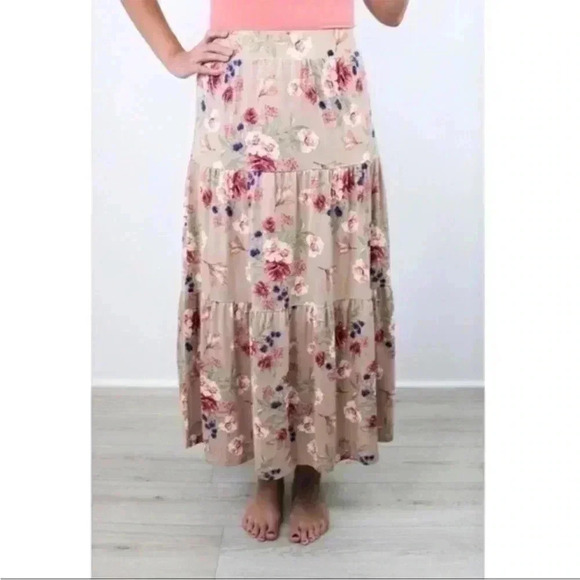 ninexis Dresses & Skirts - Ninexis Floral Tiered Tan Midi Skirt